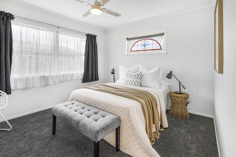Photo of property in 48 English Street, St Andrews, Hamilton, 3200