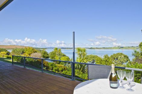 Photo of property in 254 Beach Road, Campbells Bay, Auckland, 0630
