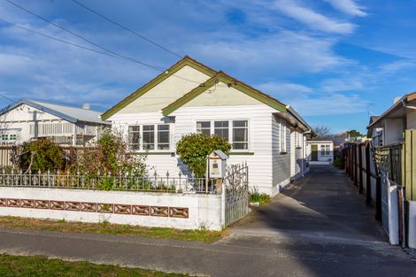 Photo of property in 13 Cradock Street, South New Brighton, Christchurch, 8062