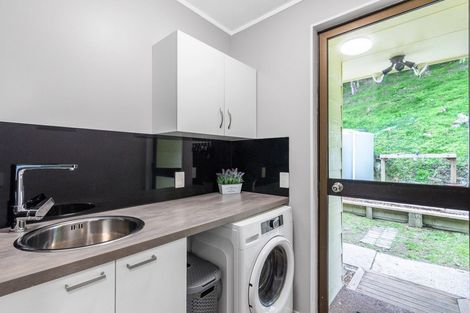 Photo of property in 37 Ruahine Street, Paraparaumu, 5032