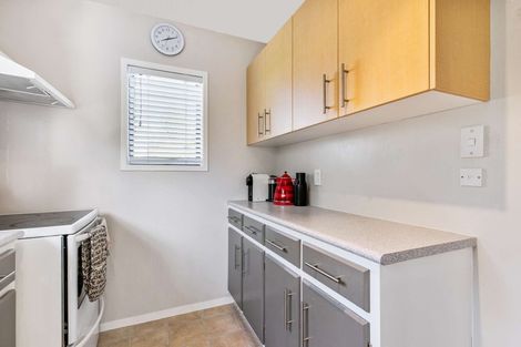 Photo of property in 3/44 Roberts Road, Glenfield, Auckland, 0629