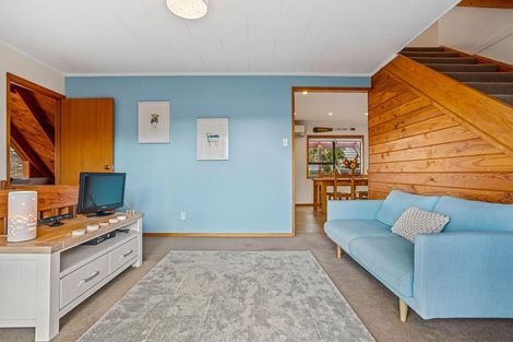 Photo of property in 64 Granville Drive, Massey, Auckland, 0614