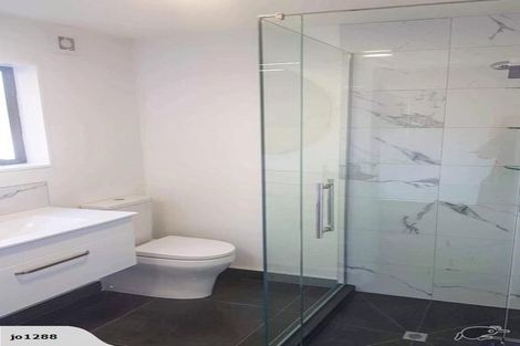 Photo of property in 1/30 Honeysuckle Lane, Mairangi Bay, Auckland, 0630