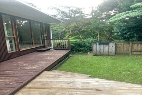 Photo of property in 2/17 Paris Place, Birkenhead, Auckland, 0626