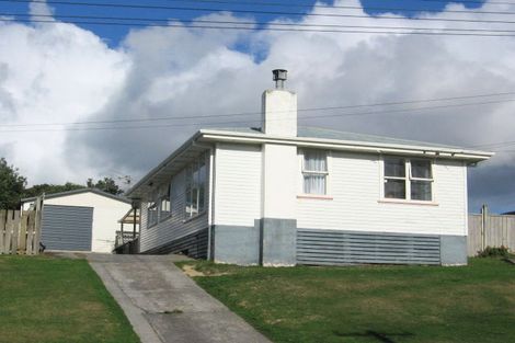 Photo of property in 21 Te Puke Street, Titahi Bay, Porirua, 5022