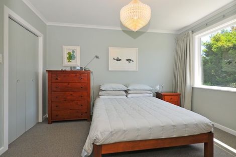 Photo of property in 9 Stratford Way, Wilton, Wellington, 6012