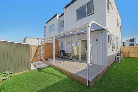 Photo of property in 14a Putiputi Way, Papakura, 2110
