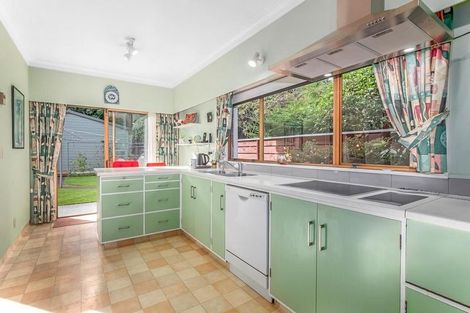Photo of property in 53 Kohekohe Road, Waikanae, 5036