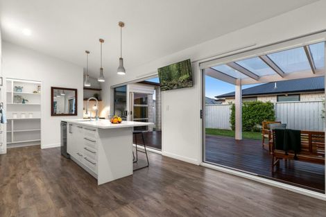 Photo of property in 26 Hiria Crescent, Papamoa Beach, Papamoa, 3118