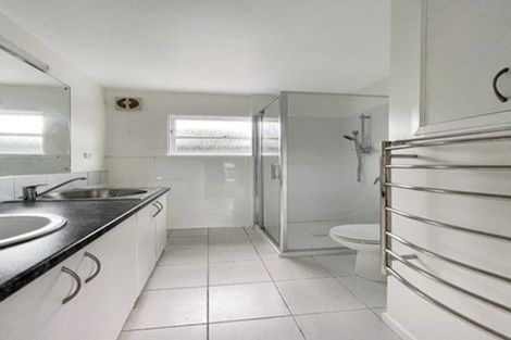 Photo of property in 2/13 Armadale Road, Remuera, Auckland, 1050