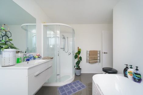 Photo of property in 43a Abraham Crescent, Milson, Palmerston North, 4414