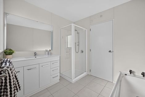 Photo of property in 30 Coles Place, St Albans, Christchurch, 8014