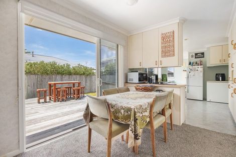 Photo of property in 35 Muricata Avenue, Mount Maunganui, 3116