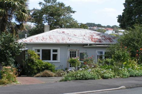 Photo of property in 40 Clarence Road, Northcote Point, Auckland, 0627