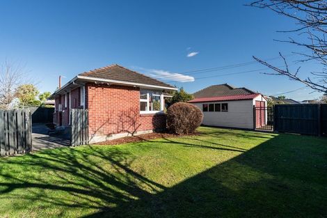 Photo of property in 11 Beatrice Place, Avonhead, Christchurch, 8042