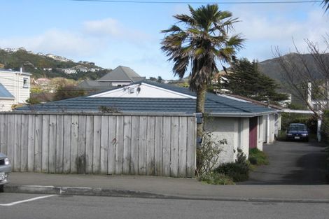 Photo of property in 2/19 Parkvale Road, Karori, Wellington, 6012