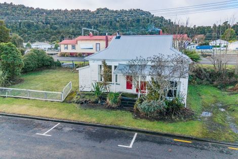 Photo of property in 37 Thames Street, Ohakune, 4625