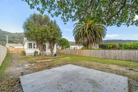 Photo of property in 133 Waddington Drive, Naenae, Lower Hutt, 5011