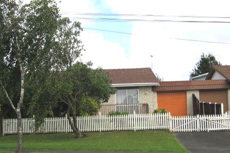 Photo of property in 1/558 Swanson Road, Ranui, Auckland, 0612