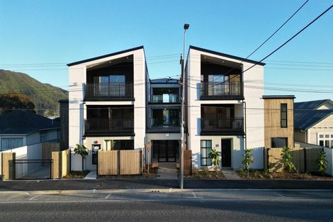 Photo of property in 1/200 Knights Road, Hutt Central, Lower Hutt, 5011