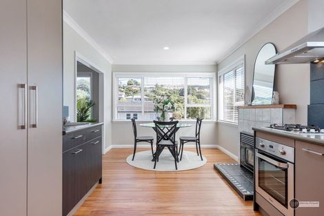 Photo of property in 1 Pembroke Street, Tawa, Wellington, 5028