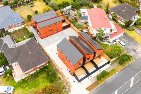 Photo of property in 121d Reeves Road, Pakuranga Heights, Auckland, 2010