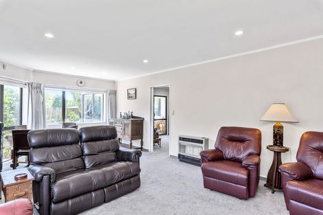 Photo of property in 60 The Drive, Paraparaumu Beach, Paraparaumu, 5032