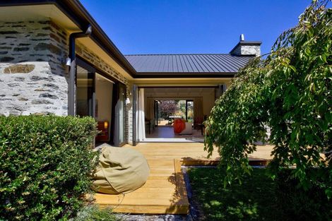 Photo of property in 48 Norfolk Street, Arrowtown, 9302