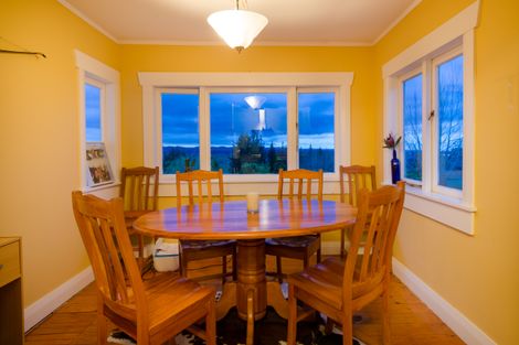 Photo of property in 203 Mangakura Road, Helensville, 0875