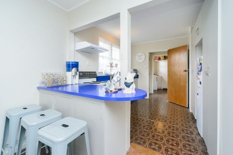 Photo of property in 15 Cavendish Crescent, Awapuni, Palmerston North, 4412