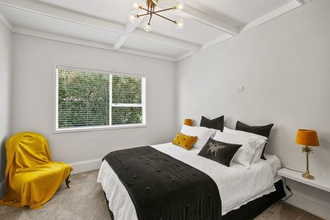 Photo of property in 76 Barrett Street, Westown, New Plymouth, 4310