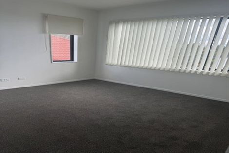 Photo of property in 1c Zion Road, Birkenhead, Auckland, 0626