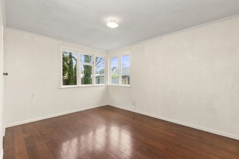 Photo of property in 124 Clarkin Road, Fairfield, Hamilton, 3214