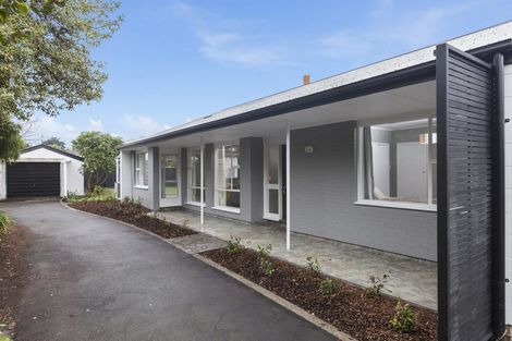Photo of property in 257 Fifield Terrace, Opawa, Christchurch, 8023