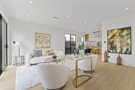 Photo of property in 4/12 Hamlin Road, Mount Wellington, Auckland, 1060