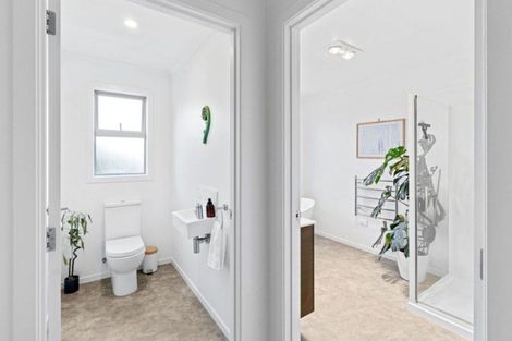 Photo of property in 17 Forbes Road, Foxton Beach, Foxton, 4815