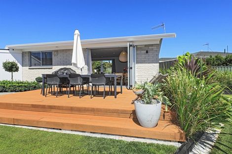 Photo of property in 11 Belmont Street, Havelock North, 4130