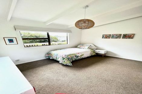 Photo of property in 54 Gledstane Road, Stanmore Bay, Whangaparaoa, 0932