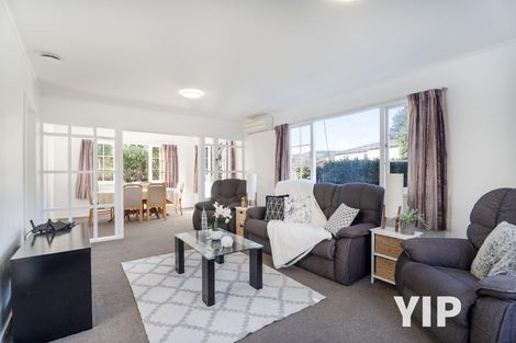 Photo of property in 12 Fyvie Avenue, Tawa, Wellington, 5028