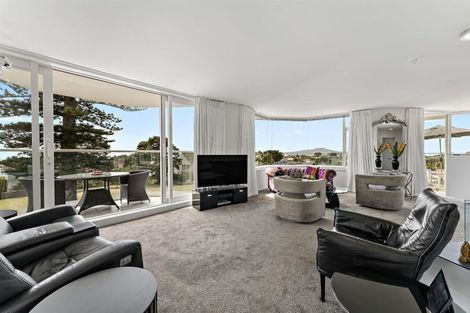 Photo of property in 1/90 Kitchener Road, Milford, Auckland, 0620