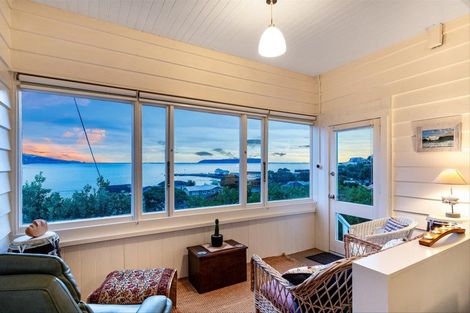 Photo of property in 162 Motuhara Road, Plimmerton, Porirua, 5026