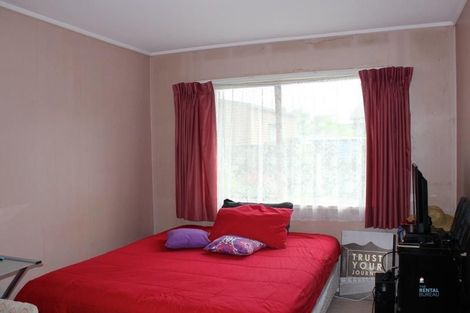 Photo of property in 5 Matuhi Rise, Henderson, Auckland, 0612