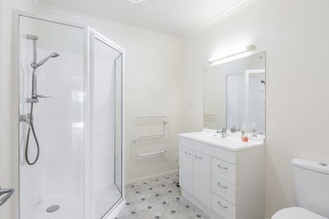 Photo of property in 55 Tindalls Bay Road, Tindalls Beach, Whangaparaoa, 0930