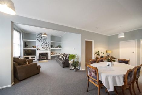 Photo of property in 46 Collins Street, Hawera, 4610