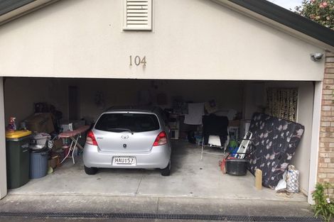 Photo of property in 104 Harmel Road, Glendene, Auckland, 0602