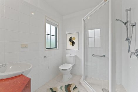 Photo of property in 24 Parkwood Crescent, Gulf Harbour, Whangaparaoa, 0930