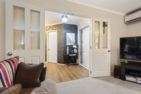 Photo of property in 9 Adler Drive, Ohauiti, Tauranga, 3112