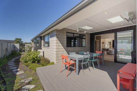 Photo of property in 1 Capstan Crescent, Whitianga, 3510