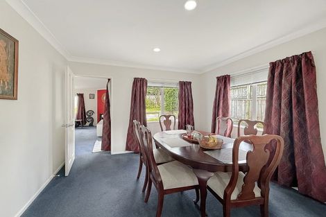 Photo of property in 5 Erlestoke Crescent, Churton Park, Wellington, 6037