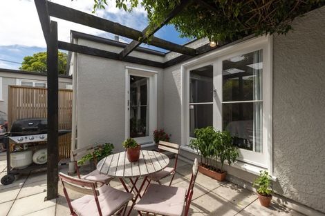 Photo of property in 22 Warwick Street, Richmond, Christchurch, 8013